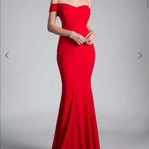 Formal Red Dress || Size M